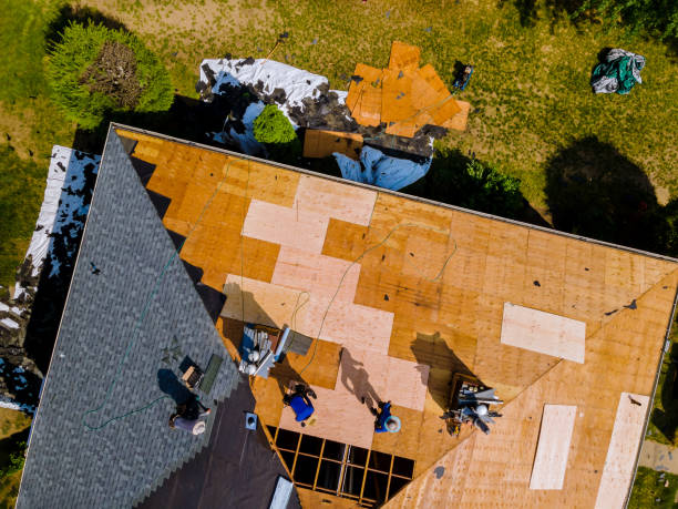 Quick and Trustworthy Emergency Roof Repair Services in Redway, CA